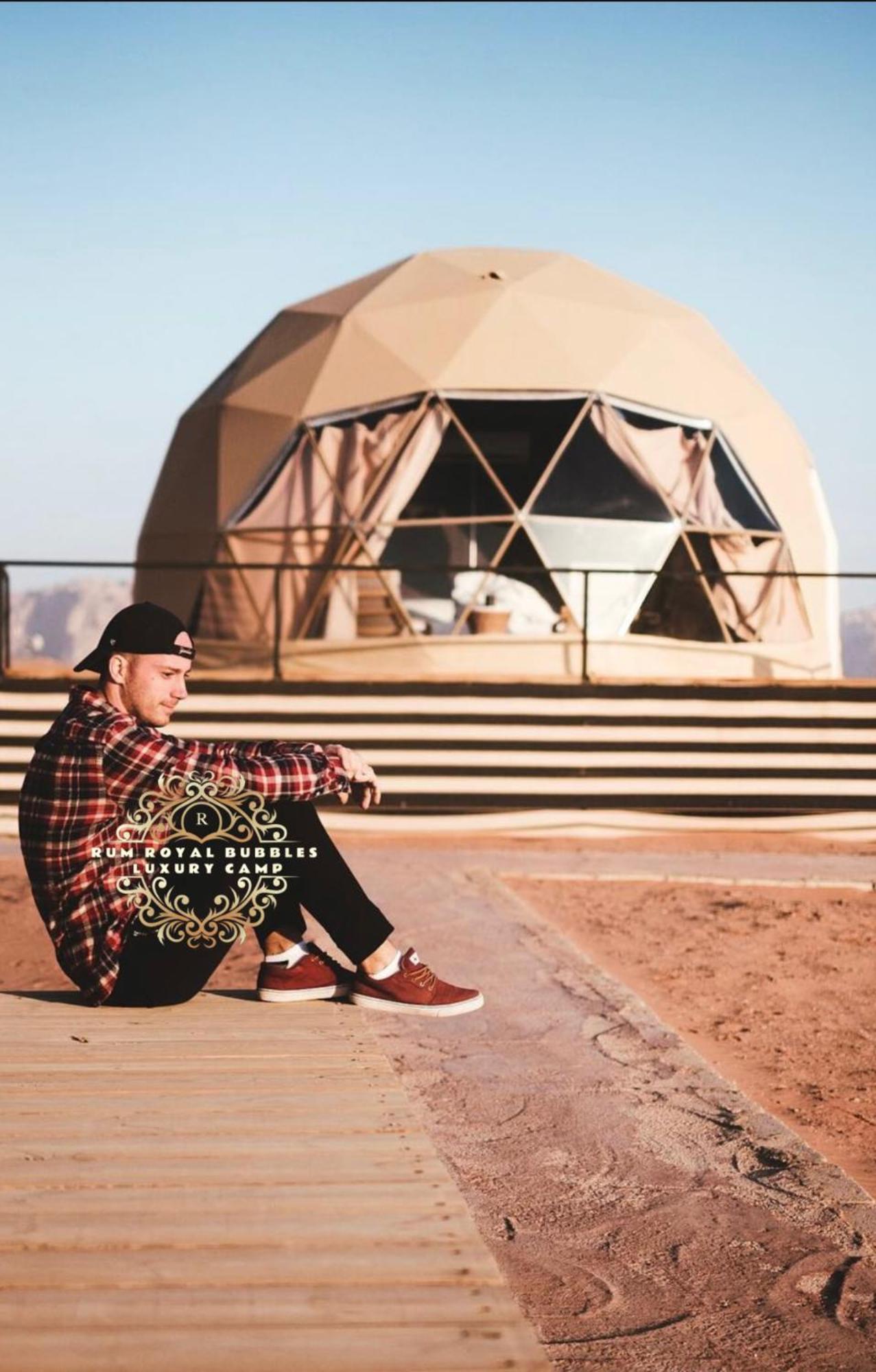 Rum Royal Bubbles Luxury Camp Apartamento Wadi Rum Exterior foto