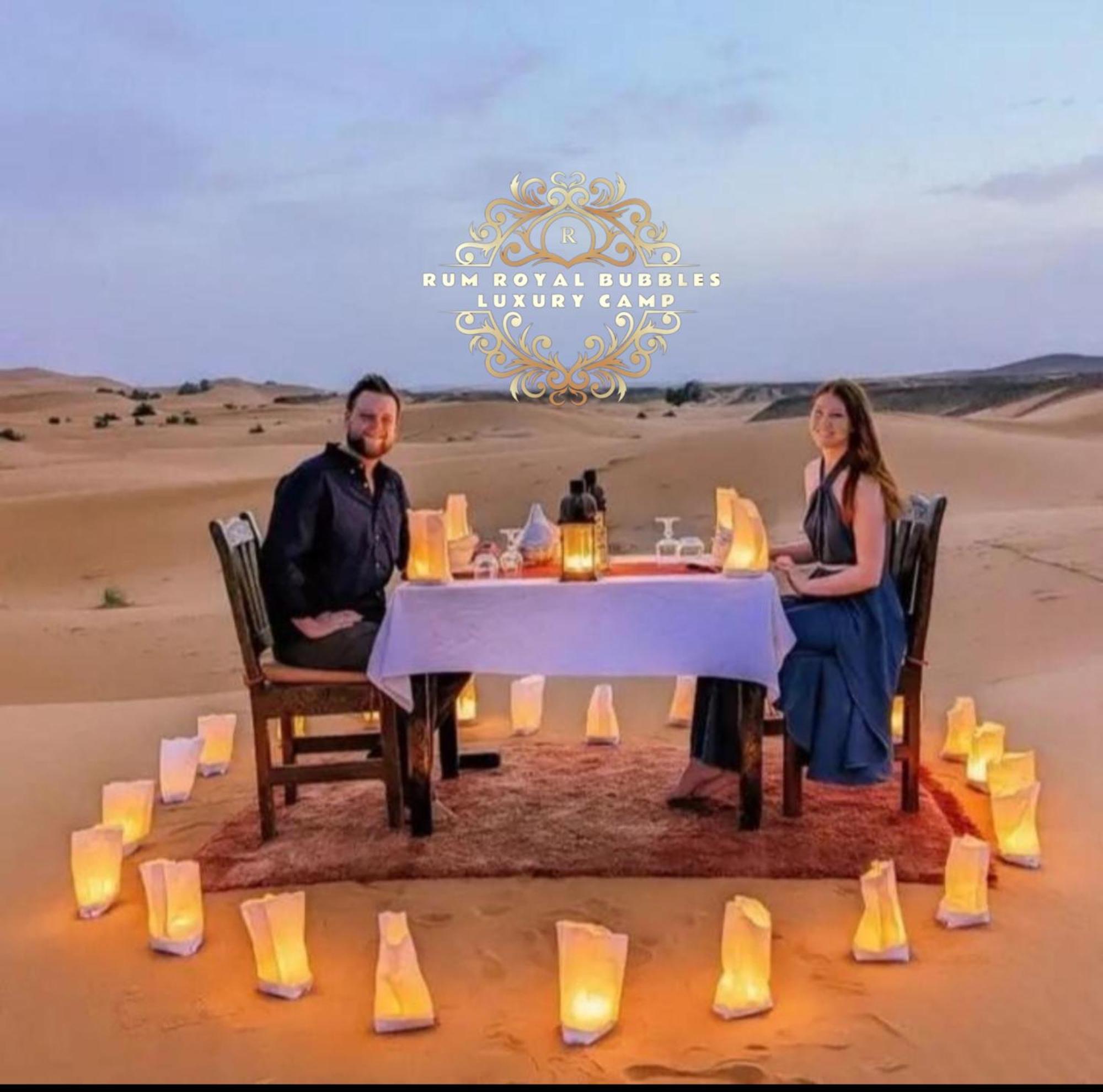 Rum Royal Bubbles Luxury Camp Apartamento Wadi Rum Exterior foto